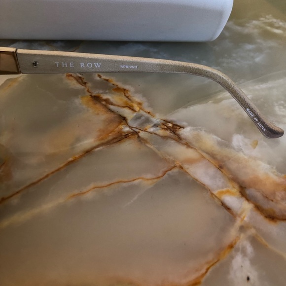 The Row by Linda Fallow Gallery - Picture 3 of 5